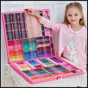 Estojo Maleta Pintura Infantil Lápis Cores Giz Canetinhas e Diversos Tamanhos Desenhos Para Colorir