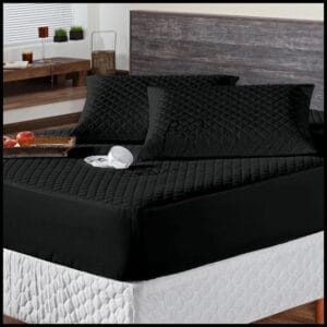 Kit Capa Protetora Para Colchão Impermeável Com Elástico E Matelado Disponível Em Diversos Tamanhos E Cores - Paris