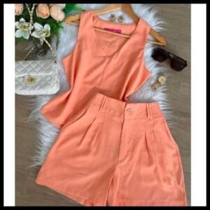 Conjunto Alfaiataria Blusa Sem Manga e Short com Bolso