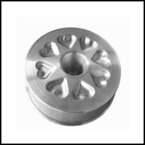 Forma Bolo de Furo Torta Suíça Decorada Coração 20x8cm Dia Dos Namorados Alumínio