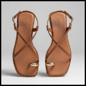 Sandalia Feminina Rasteira Rasteirinha Tira Enfeite Metalizado Lesma Dedo Bico Quadrado