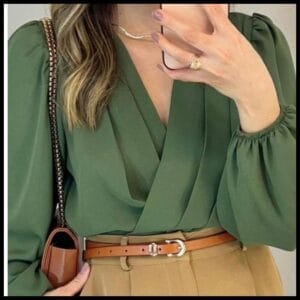 Blusa Camisa Manga Longa Transpassada Conte V Feminino Elegante Elástico no Punho Tendência.