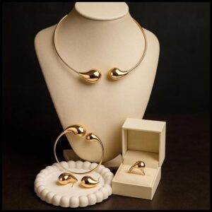 Conjunto Gota Pingo Colar Bracelete Anel Brinco Médio Dourado ou Prata Acessórios Femininos Brincos