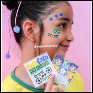 MAQUIAGEM COPA DO MUNDO ADESIVO FACIAL,NÃO É TATUAGEM É ADESIVO, FACIL DE APLICAR E TIRAR.