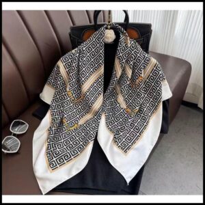Lenço de Seda Luxo Feminino 90x90cm – Leve, Versátil e Sofisticado para Qualquer Look