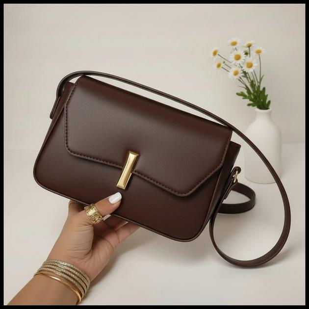 Bolsa Transversal Feminina Meia Lua Marrom